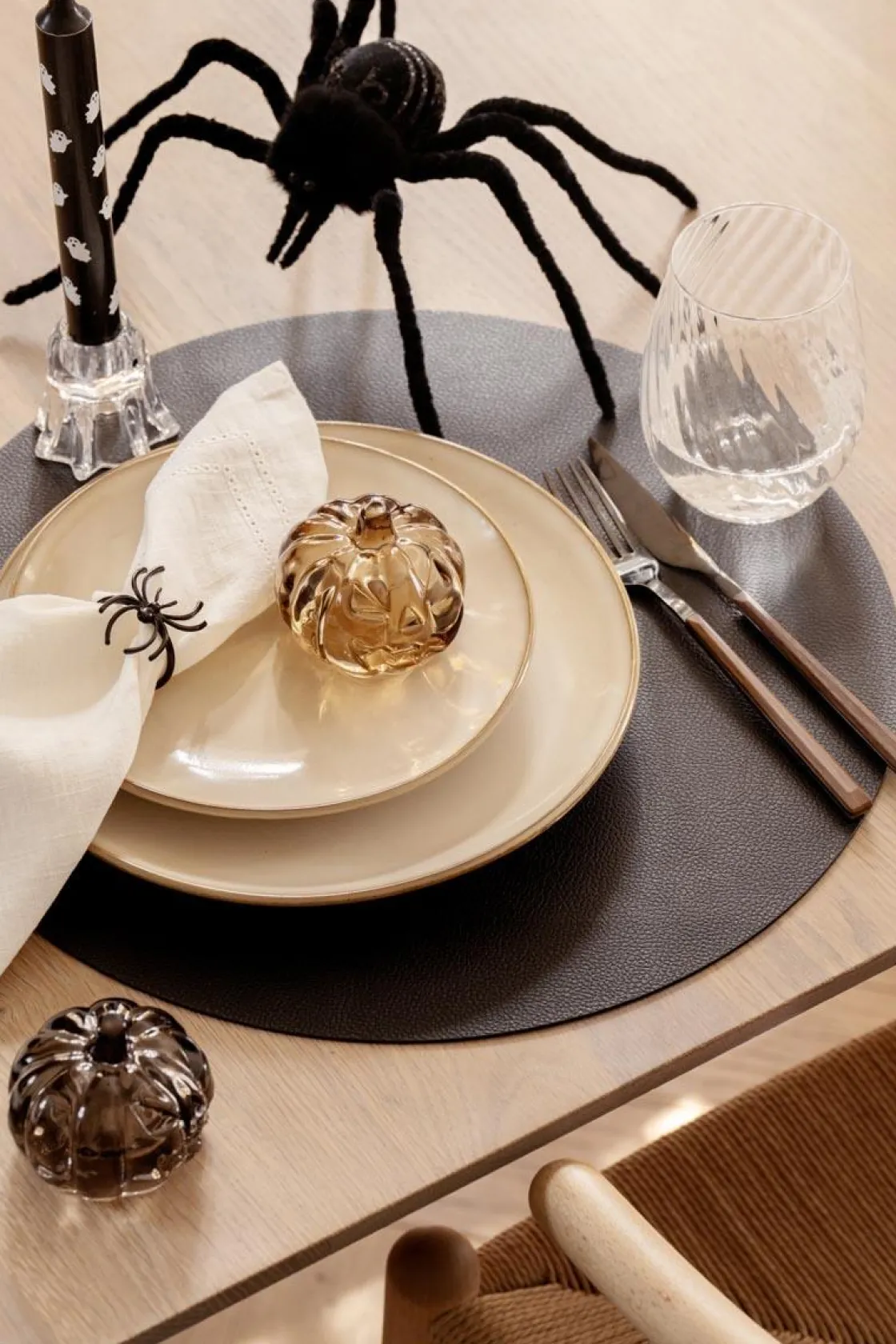 Kremmerhuset Halloween figur 6,5 cm brun| Pynt