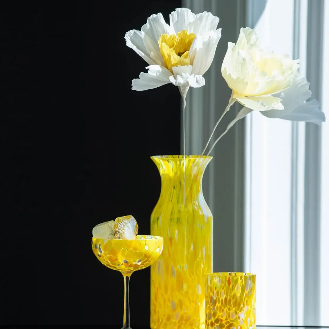 Kremmerhuset Magnor - Swirl karaffel/vase gul| Servering