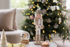 Kremmerhuset Nøtteknekker 38 cm hvit| Julepynt