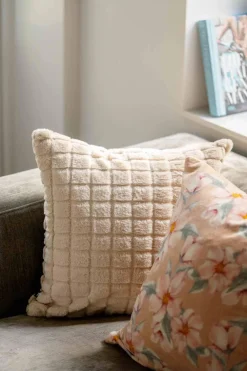 Kremmerhuset Putetrekk Faux fur ruter 48x48cm| Putetrekk